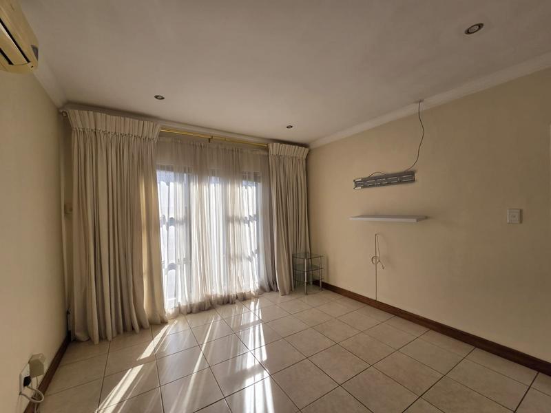 3 Bedroom Property for Sale in Gateway Manor North West
